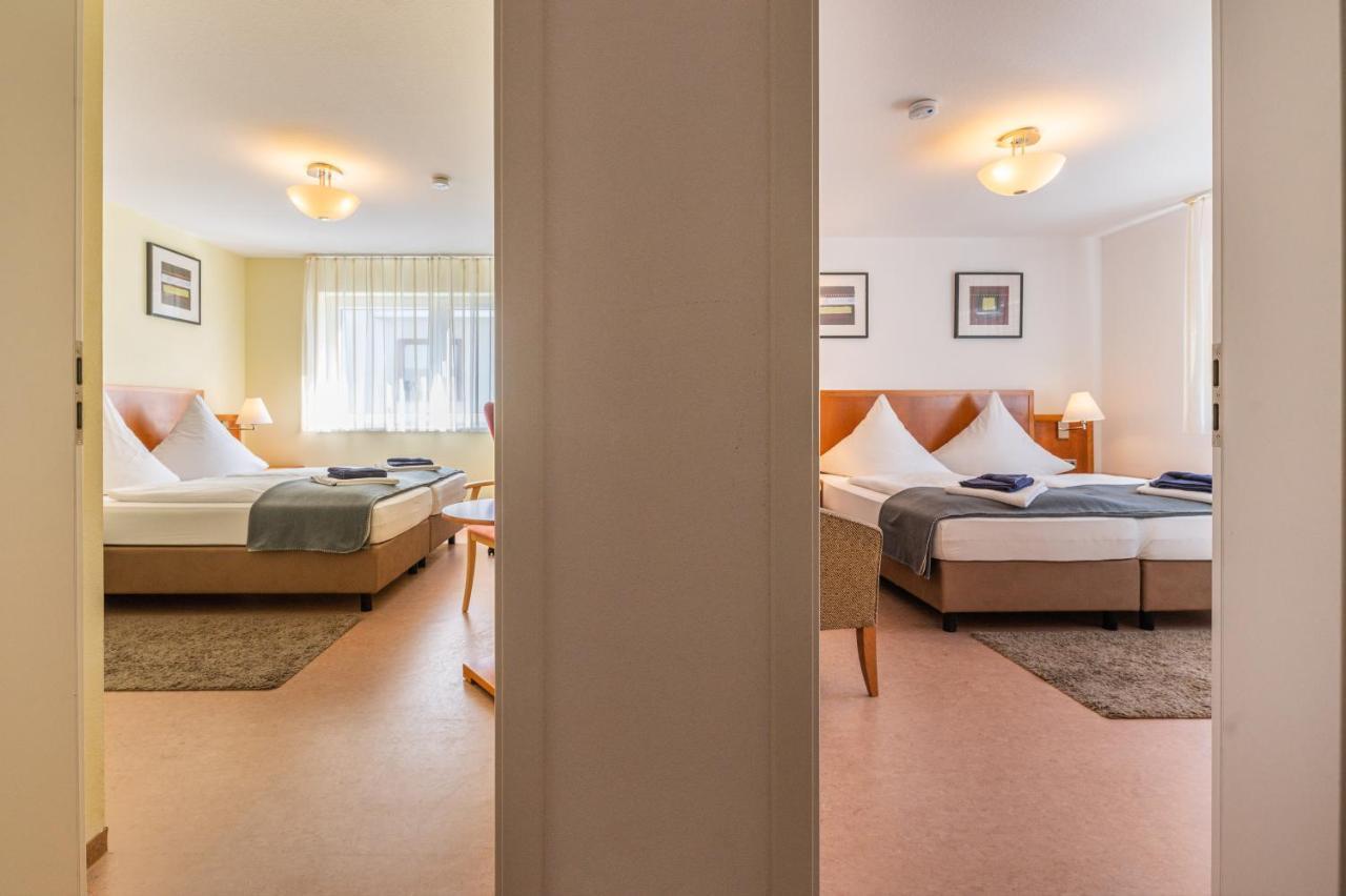 Hotel Am Kirchplatz Uberlingen Exteriör bild