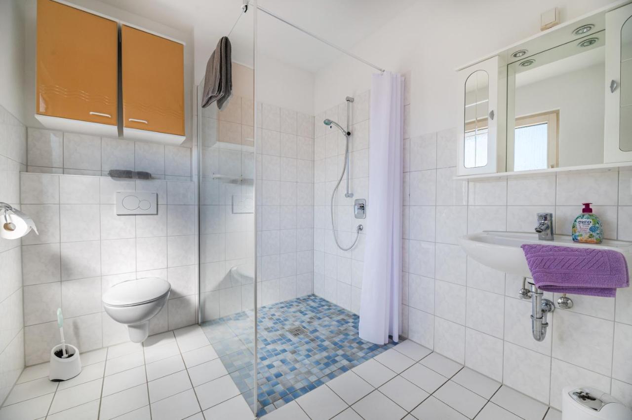 Hotel Am Kirchplatz Uberlingen Exteriör bild