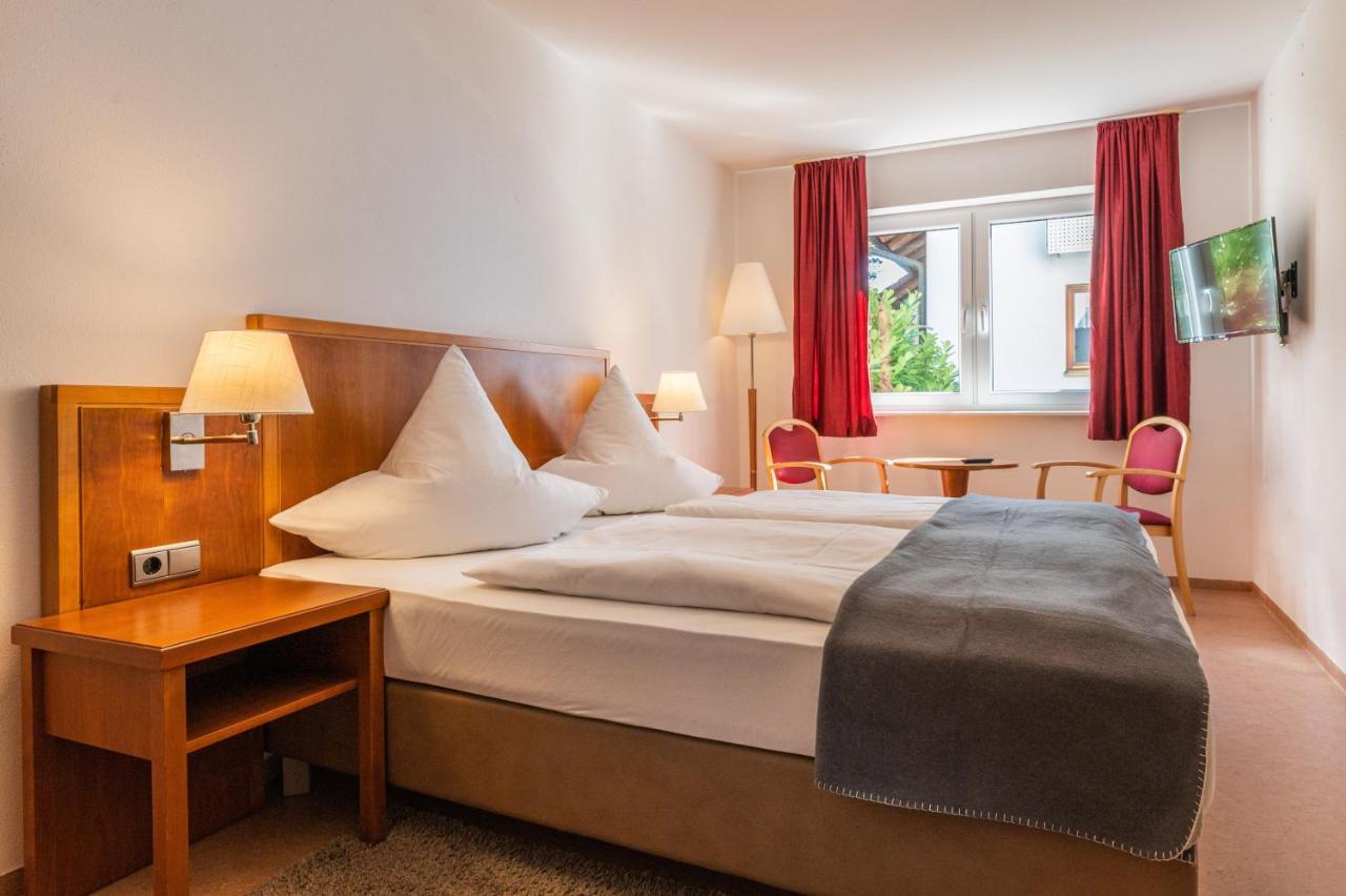 Hotel Am Kirchplatz Uberlingen Exteriör bild